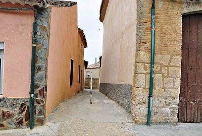Calleja del Eje de Vezdemarbán