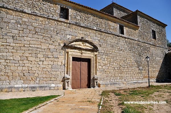 Parque Iglesia Arriba 10a Parque Iglesia de Arriba, Nuestra Señora de la Cuesta. Puerta trasera. Vezdemarbán.