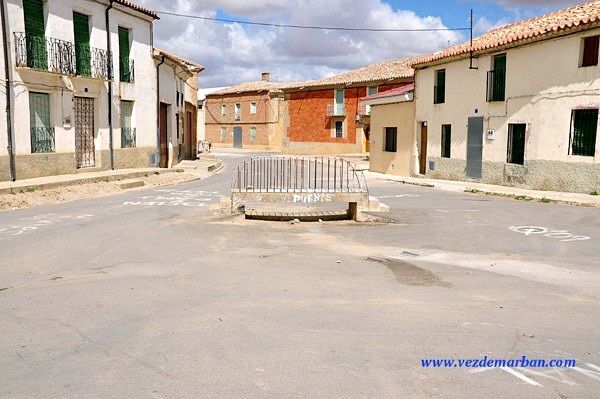 Puente Barrio de Abajo, Vezdemarbán. Puente Barrio de Abajo, Vezdemarbán.