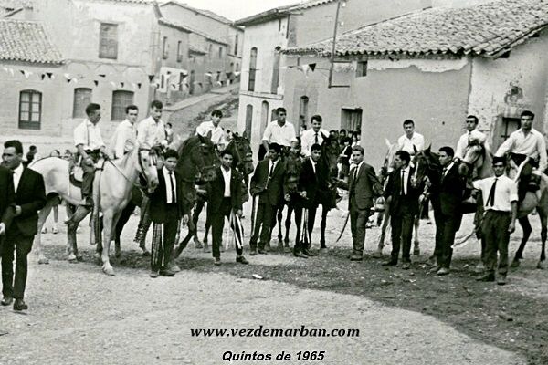 Fiestas Patronales de Vezdemarbán. Carrera cintas. Quintos 1965.
