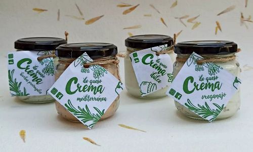 Quesería artesanal La dicha Marbana, crema untable. Quesería Artesanal La Dicha Marbana. Crema untable.
