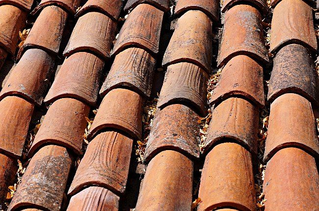 oficios el tejero, tejas para tejados castellanos