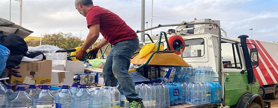 De Vezdemarbán a Sedaví con un camión repleto